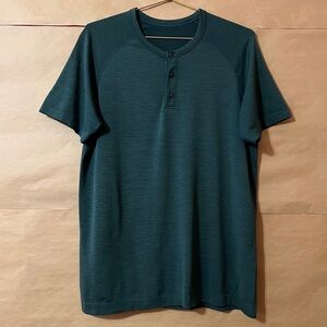 Lululemon | Men's Metal Vent Tech Short Sleeve Henley Shirt Button Tee Size M